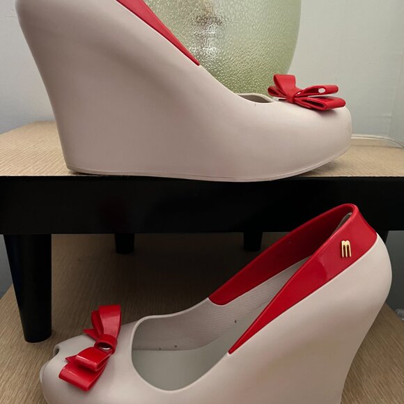 EUC MELISSA queen wedges khaki red bow 8 - Picture 2 of 7